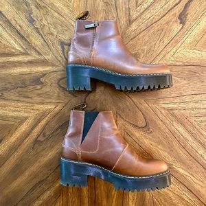 Dr. Martens Rometty II Chelsea Leather Boot Butterscotch